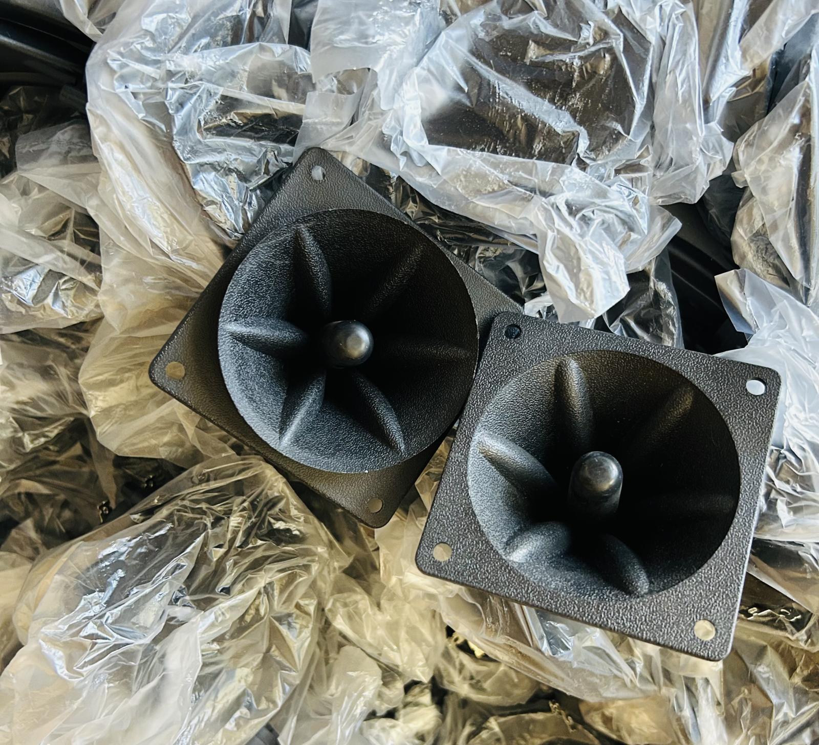 画像1: 不良品無料・送料と梱包代￥２００ください。 PIEZO ツイター