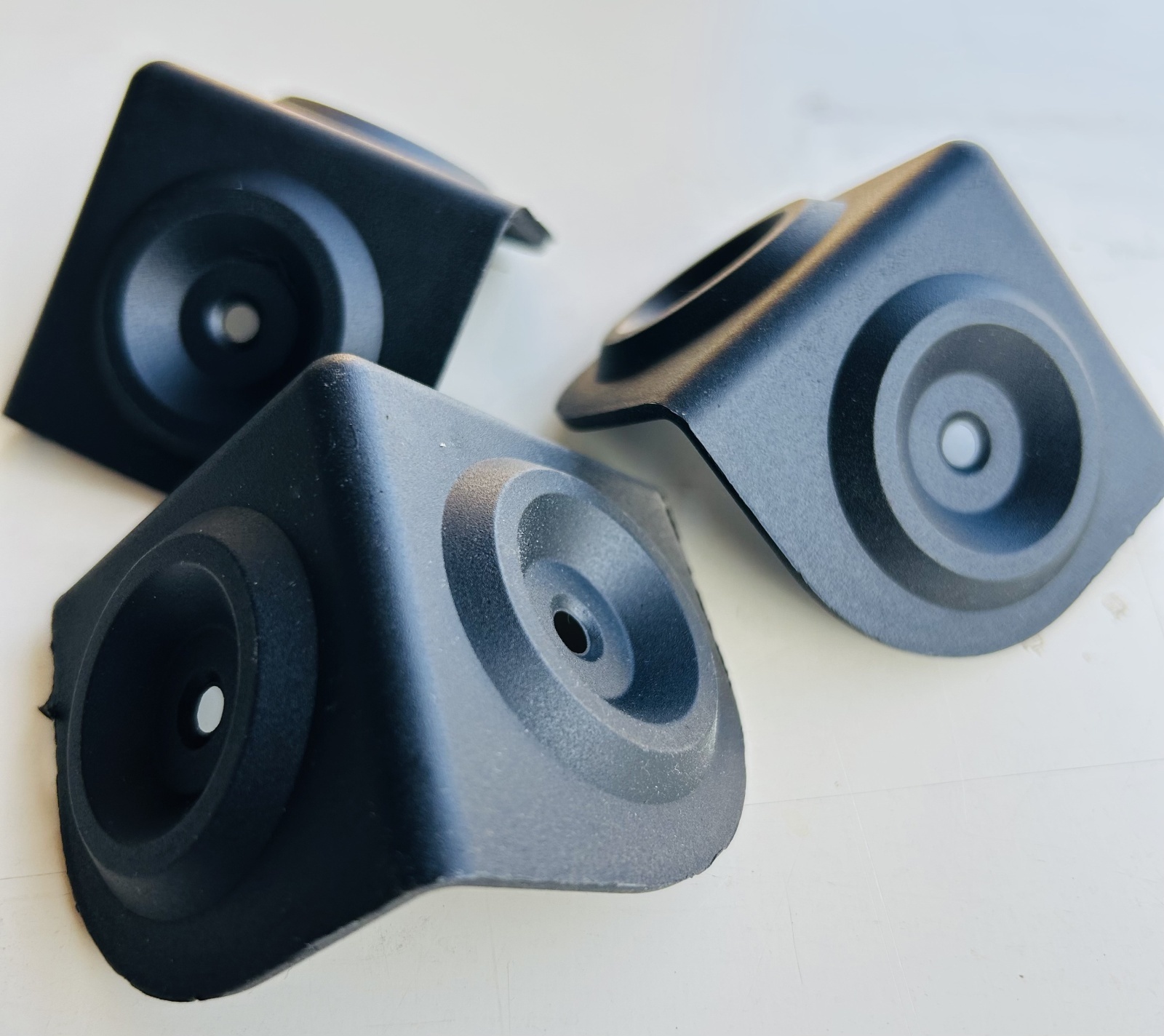 画像1: プラスチック製キャビネット コーナー(R6)4個セット